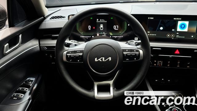 Kia K5 (III) 2.0 Prestige 2024 — фото 17