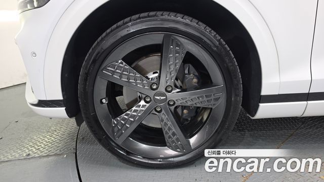 Genesis GV70 2.5T Gasoline AWD 2023 — фото 5