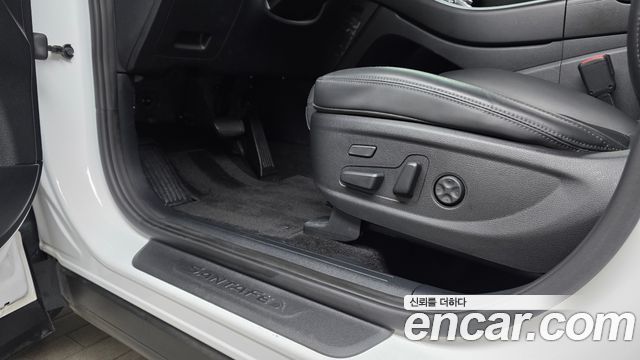 Hyundai Santa Fe HEV 1.6 2WD Prestige 2022 — фото 32