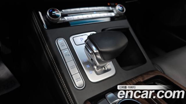Genesis G90 5.0 AWD Prestige 2019 — фото 9