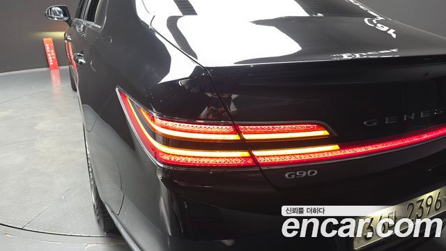 Genesis G90 5.0 AWD Prestige 2019 — фото 23
