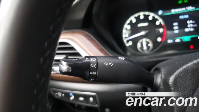 Genesis G90 5.0 AWD Prestige 2019 — фото 36