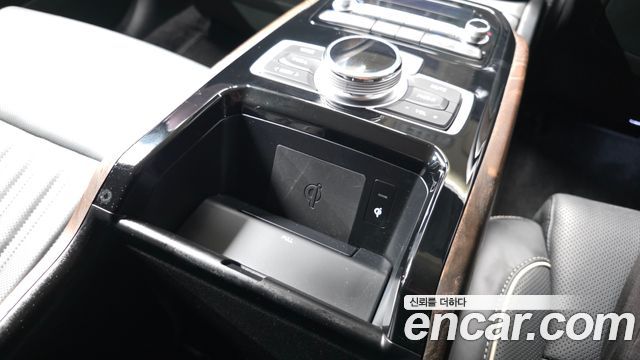 Genesis G90 5.0 AWD Prestige 2019 — фото 37