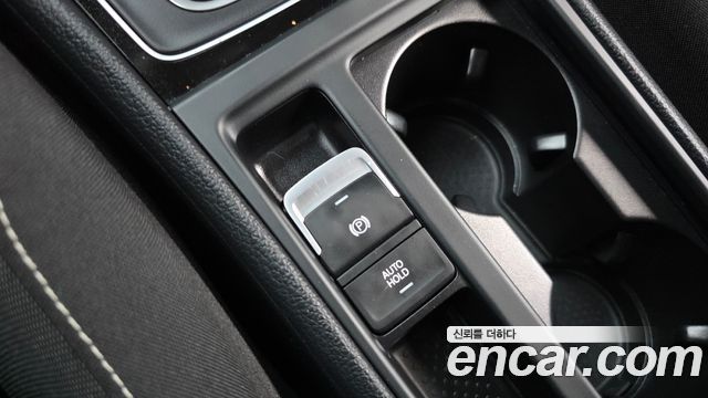 Volkswagen Golf (VII) 2.0 TDI 2016 — фото 18