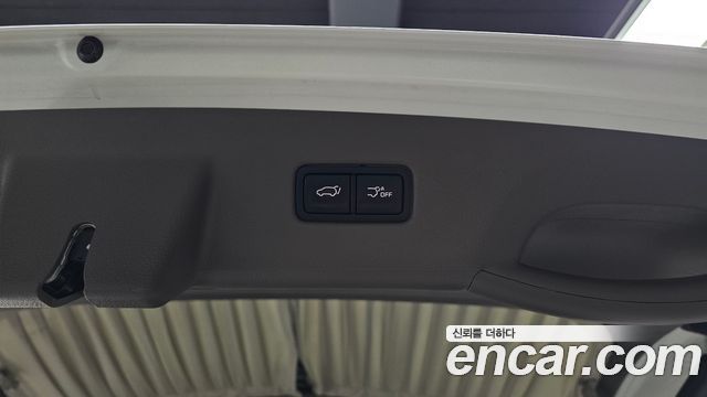 Kia Carnival (IV) Gasoline 9-Seater Hi-Limousine Signature 2023 — фото 15