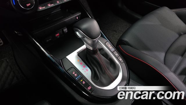 Kia K3 (II) 1.6 Turbo GT 5Door Signature 2023 — фото 9