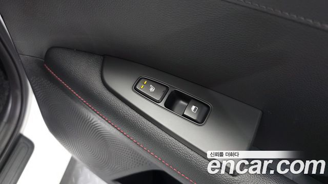 Kia K3 (II) 1.6 Turbo GT 5Door Signature 2023 — фото 27