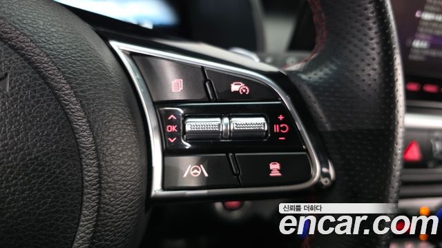 Kia K3 (II) 1.6 Turbo GT 5Door Signature 2023 — фото 31