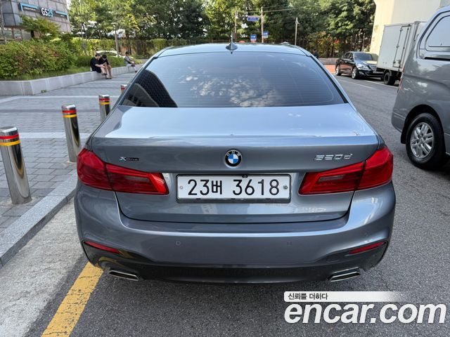 BMW 5 Series (G30) 520d xDrive M Sport Package 2017 — фото 4