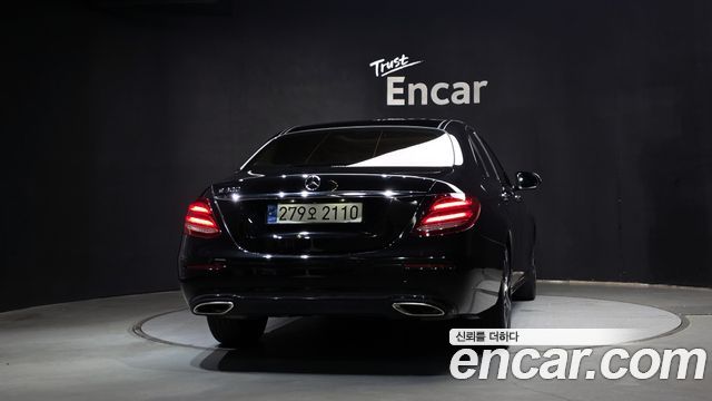 Mercedes-Benz E-Class (W213) E300 Avantgarde 2017 — фото 4