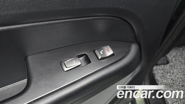 KG Mobility (SsangYong) Rexton Sports Khan Diesel 2.2 4WD Noblesse 2023 — фото 16