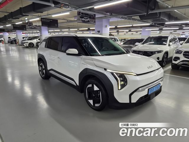 Kia EV3 Long Range 2WD AIr 2025 — фото 2