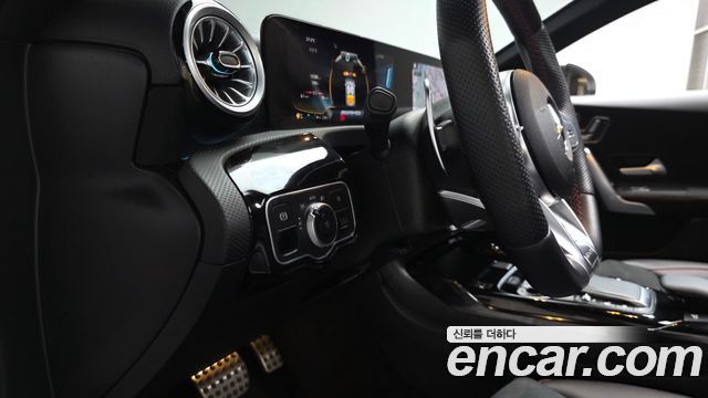 Mercedes-Benz A-Class (W177) AMG A45 4MAITC+ Hatchback 2022 — фото 28