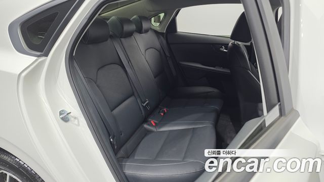 Kia K3 (II) 1.6 Prestige 2024 — фото 12