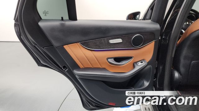Mercedes-Benz GLC-Class (X253) GLC300e 4MATIC Coupe 2021 — фото 25