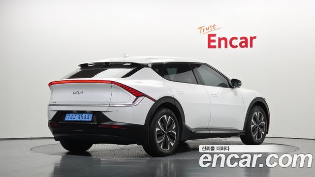 Kia EV6 Long Range Air 2022 — фото 2