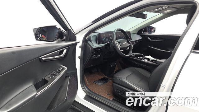 Kia EV6 Long Range Air 2022 — фото 10