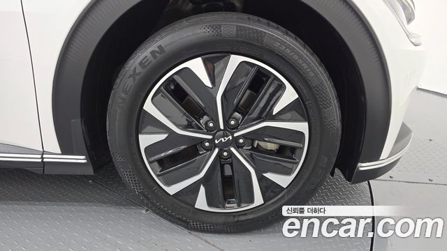 Kia EV6 Long Range Air 2022 — фото 21