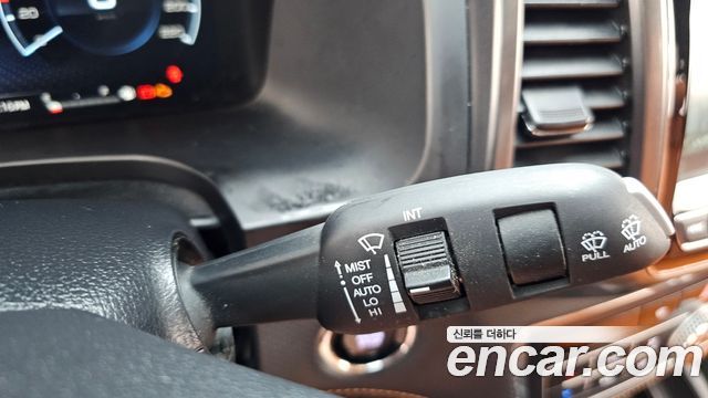 KG Mobility (SsangYong) Rexton Sports Khan Diesel 2.2 2WD Noblesse 2022 — фото 28