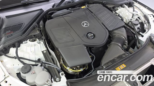 Mercedes-Benz E-Class (W214) E200 Avantgarde 2025 — фото 6