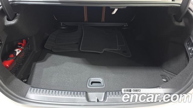 Mercedes-Benz E-Class (W214) E200 Avantgarde 2025 — фото 20