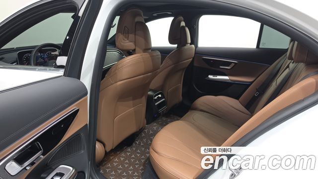 Mercedes-Benz E-Class (W214) E200 Avantgarde 2025 — фото 26