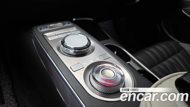 Genesis GV70 2.2 Diesel AWD 2021 — фото 9