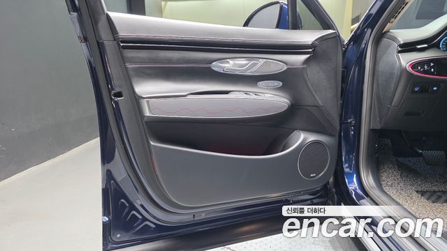 Genesis GV70 2.2 Diesel AWD 2021 — фото 24