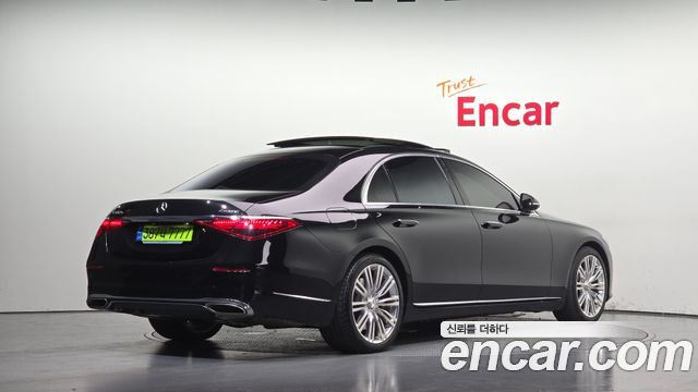 Mercedes-Benz S-Class (W223) S580e 4MATIC 2023 — фото 2