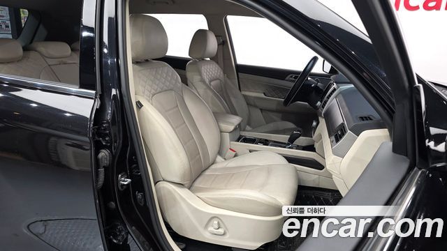 KG Mobility (SsangYong) G4 Rexton Diesel 2.2 2WD Majesty 2018 — фото 15