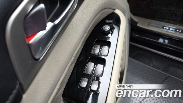 KG Mobility (SsangYong) G4 Rexton Diesel 2.2 2WD Majesty 2018 — фото 20