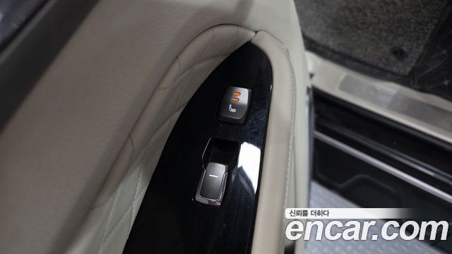 KG Mobility (SsangYong) G4 Rexton Diesel 2.2 2WD Majesty 2018 — фото 24