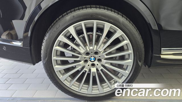 BMW X7 (G07) xDrive 40i Design Pure Excellence 6-Seater 2021 — фото 5