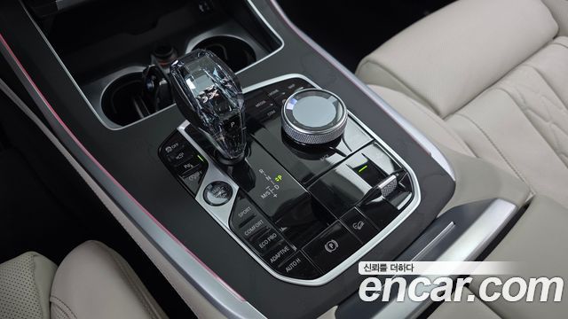 BMW X7 (G07) xDrive 40i Design Pure Excellence 6-Seater 2021 — фото 9