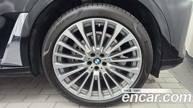 BMW X7 (G07) xDrive 40i Design Pure Excellence 6-Seater 2021 — фото 21