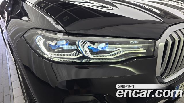 BMW X7 (G07) xDrive 40i Design Pure Excellence 6-Seater 2021 — фото 22