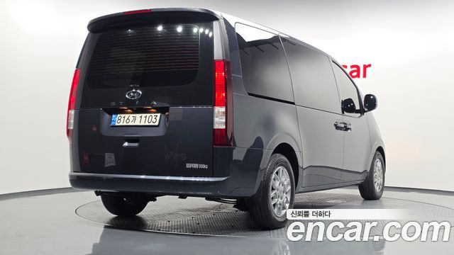 Hyundai Staria Cargo 5-Seater Modern 2022 — фото 2