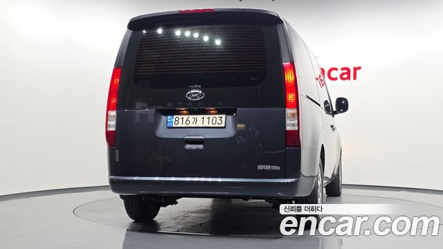 Hyundai Staria Cargo 5-Seater Modern 2022 — фото 4