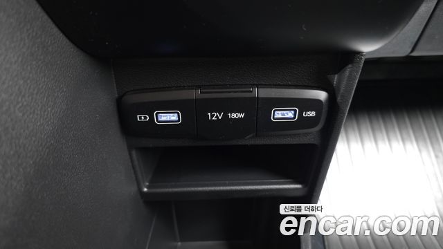 Hyundai Staria Cargo 5-Seater Modern 2022 — фото 12