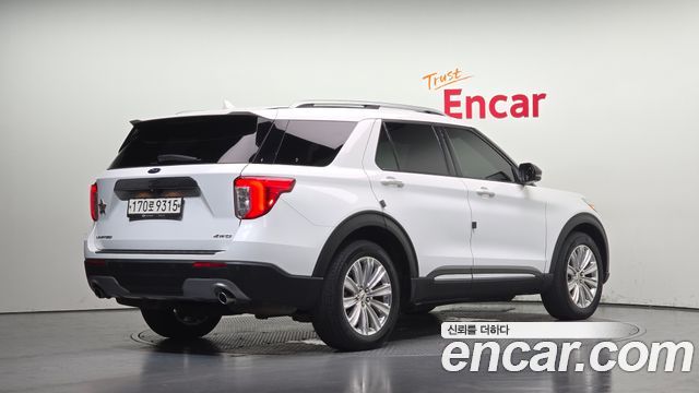 Ford Explorer (VI) 2.3 LimIted 4WD 2021 — фото 2