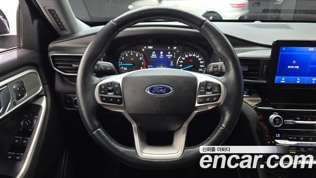 Ford Explorer (VI) 2.3 LimIted 4WD 2021 — фото 17
