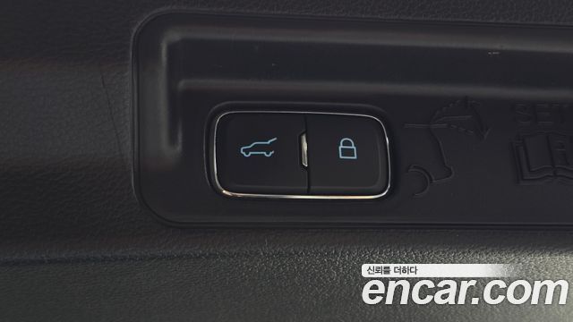 Ford Explorer (VI) 2.3 LimIted 4WD 2021 — фото 22