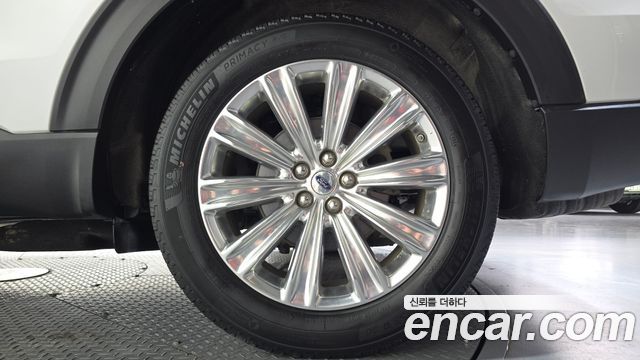 Ford Explorer (VI) 2.3 LimIted 4WD 2021 — фото 27