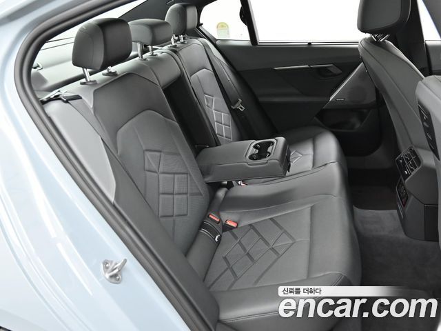 BMW 5 Series (G60) 530i xDrive M Sport 2026 — фото 16