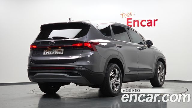 Hyundai Santa Fe Diesel 2.2 2WD Exclusive 2023 — фото 2