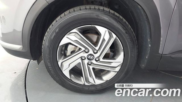 Hyundai Santa Fe Diesel 2.2 2WD Exclusive 2023 — фото 5