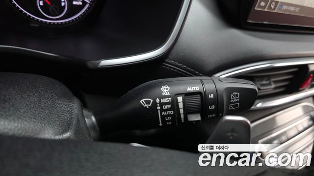 Hyundai Santa Fe Diesel 2.2 2WD Exclusive 2023 — фото 27