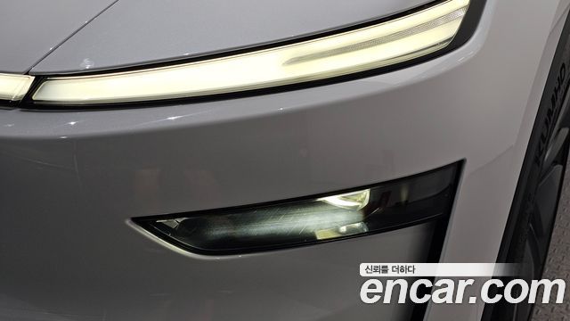 Tesla Model Y Premium RWD 2026 — фото 22