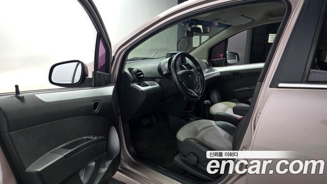 Chevrolet Spark LPG LT Standard 2012 — фото 10