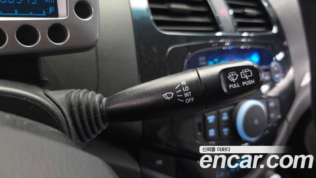 Chevrolet Spark LPG LT Standard 2012 — фото 32
